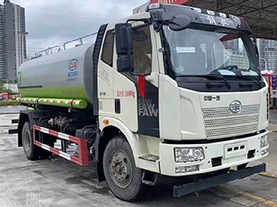 解放专底10吨洒水车(国六)