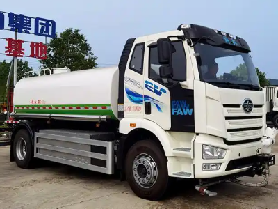解放专底10吨洒水车(国六)